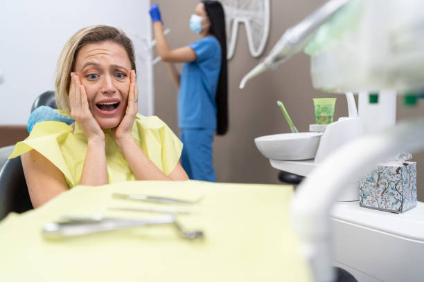Best Emergency Dental Care for Abscessed Tooth in Essex Village, CT